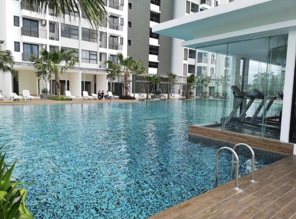 1 Dream - Tiara Imperio Studio Netflix 舒适和浪漫环境适合情侣 Bangi Exterior foto